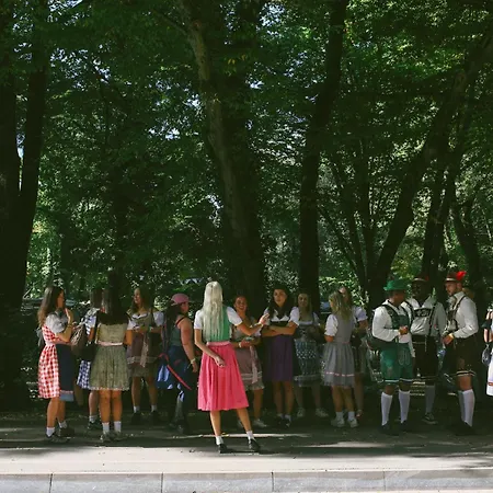 Original Bavarian Oktoberfest Village Breakfast & Beer Included Mnichov