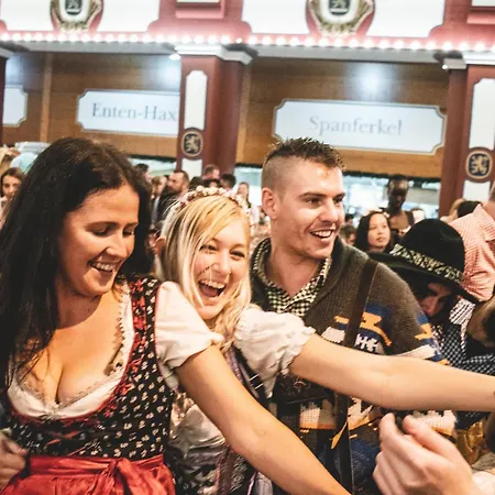 Kemp Original Bavarian Oktoberfest Village Breakfast & Beer Included Mnichov