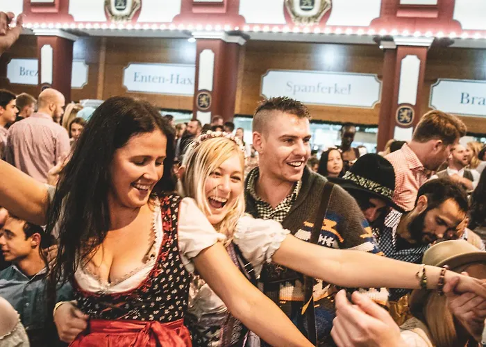 Kemp Original Bavarian Oktoberfest Village Breakfast & Beer Included Mnichov